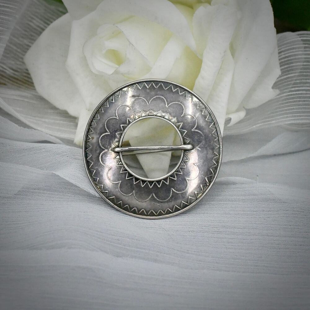 Vintage 1965 Finnish Silver Brooch 813H Holger Lindström Helsinki Annular Pin